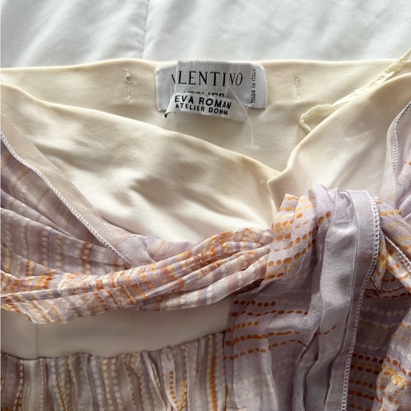 Valentino 100% silk midi skirt - Picture 2 of 8